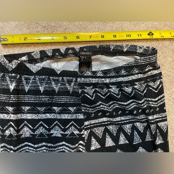“Forever 21” Women’s Tights- Size: M - Picture 4 of 8